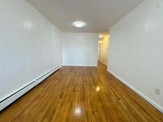 1009 WARD AVE