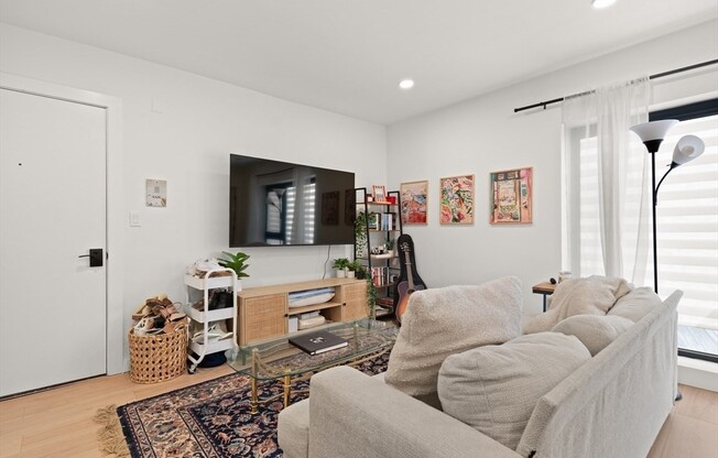 11 ALT PARKER HL AVE