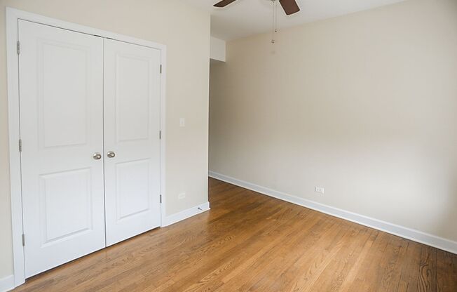 3 beds, 2 baths, 1,270 sqft, $3,700, Unit 1821L-1