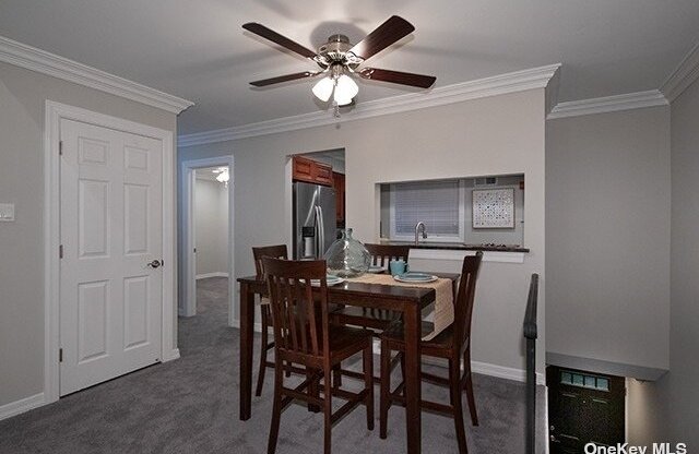 45 COUNTRY CLUB DR