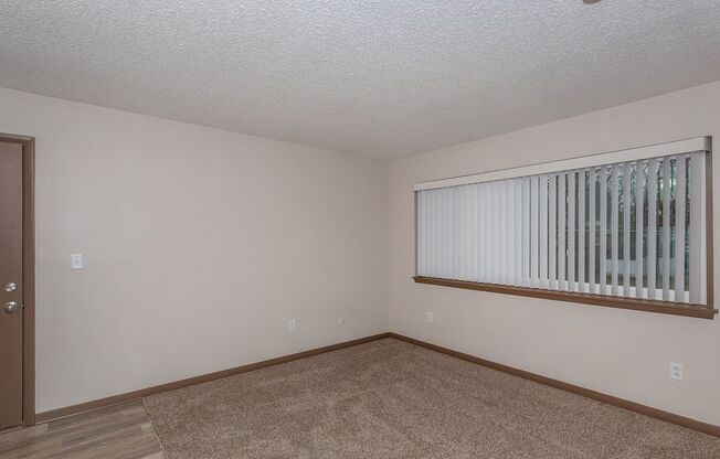 1 bed, 1 bath, 650 sqft, $675, Unit 3540 N Main Street Apt 2
