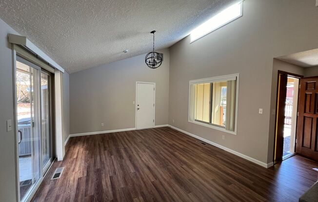 Beautiful Newly Renovated 3 Bedroom Home