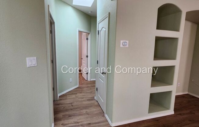 3 beds, 2 baths, $2,550