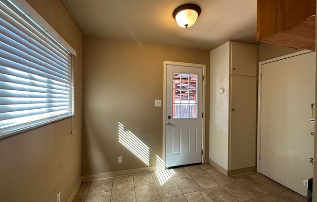 3 beds, 1 bath, $1,675