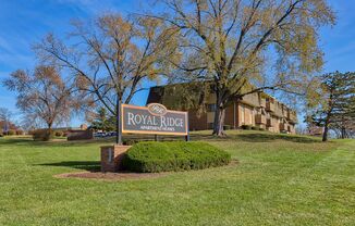 Royal Ridge Apartments