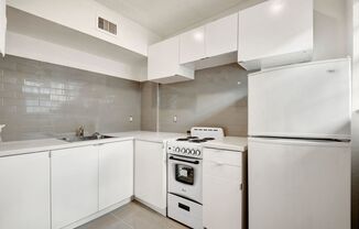 1 bed, 1 bath, 500 sqft, $1,600, Unit 11