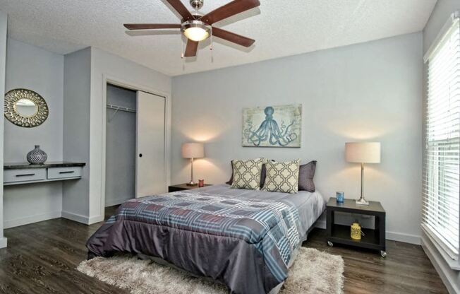 Fashionaire Bedroom with closet and decor