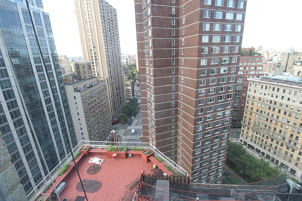 Studio, 1 bath, $9,995, Unit 25D
