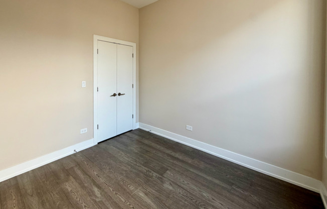 2 beds, 1 bath, 750 sqft, $2,695, Unit 12