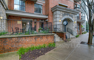 1803 Broadway