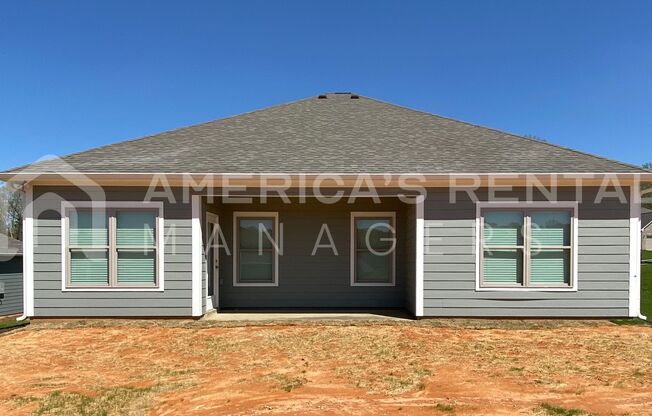 4 beds, 2 baths, $1,549