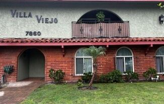 Villa Viejo Apartments