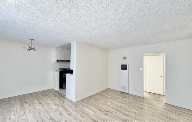 3655 Midvale Ave