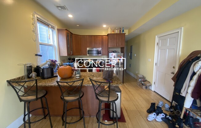 731 PARKER ST
