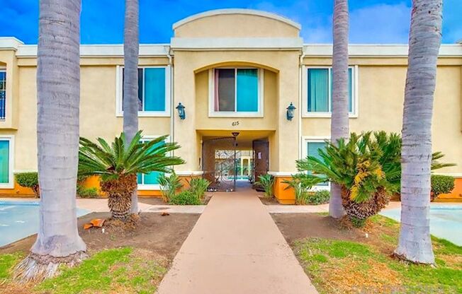 Remodeled Condo in Complex w/ Pool - Minutes to Beach