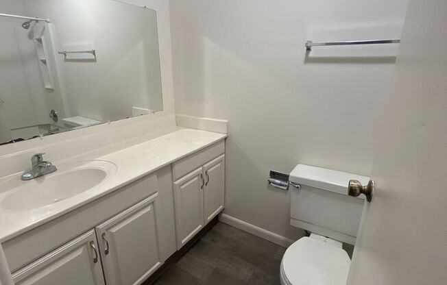 1 bed, 1 bath, 769 sqft, $1,089, Unit 7518-10