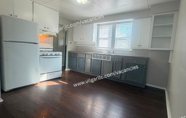 4403 Towle