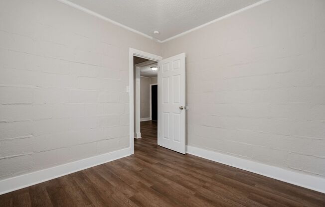 Vouchers Accepted!!! 2 Bedroom