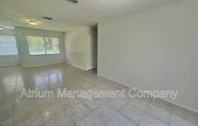 1500 CORONET DR