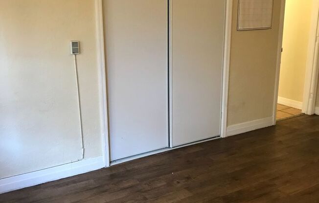 Studio, 1 bath, 430 sqft, $1,449, Unit 16