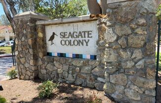 Seagate Colony: Upper 1 Bedroom 1 Bath Condo
