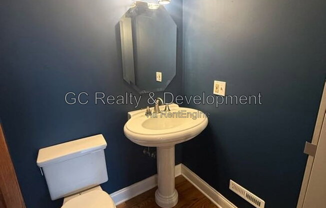 3 beds, 1.5 baths, 1,460 sqft, $2,495