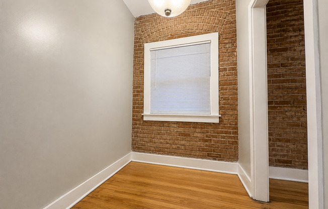 Studio, 1 bath, 275 sqft, $1,450, Unit 102