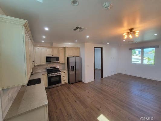13802 ERWIN ST