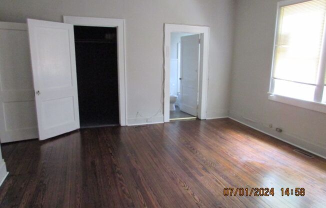 2 beds, 1 bath, $875