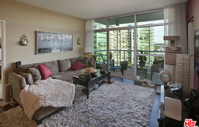 2 beds, 2.5 baths, 1,441 sqft, $6,600, Unit 1232