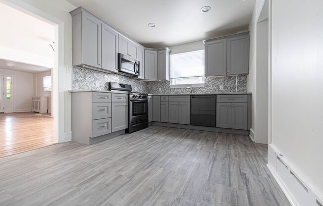 Twin Newly Renovated Brick Home in Lower Merion SD! Walk to park!