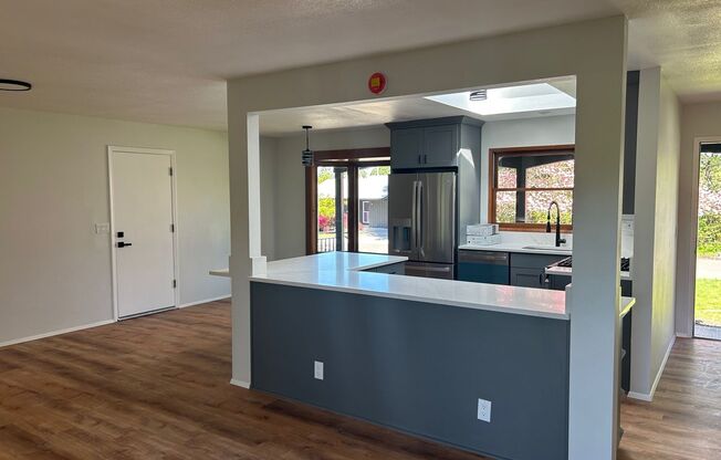 Completely Remodeled Home that Backs up to Red Wing Golf Course!!