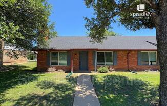 705 APACHE DR