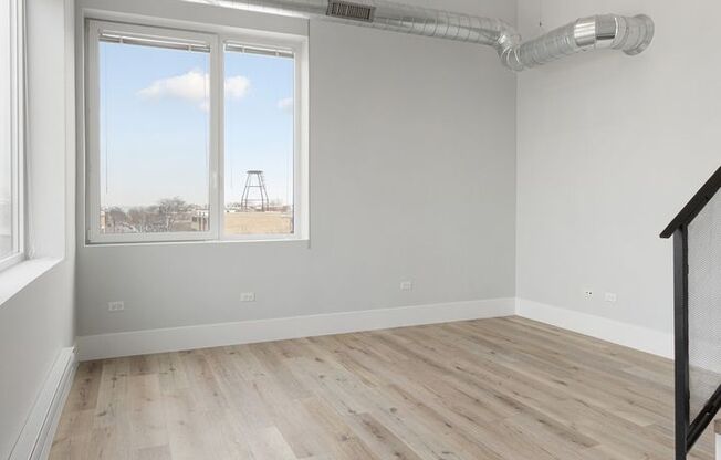 3 beds, 2 baths, 887 sqft, $2,950, Unit 510