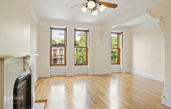 442 8 ST