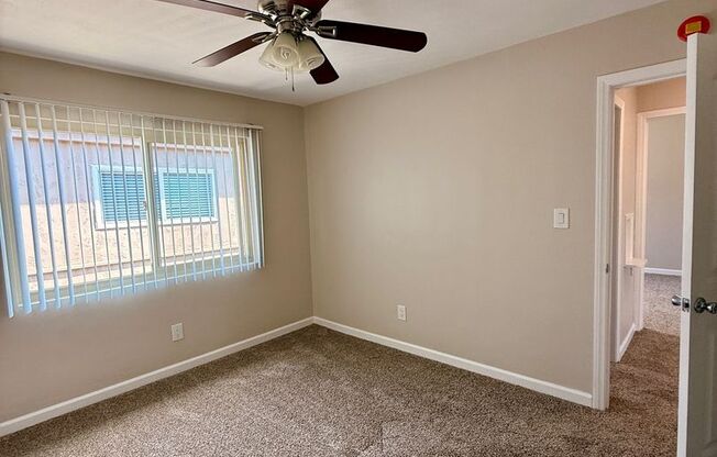 2 beds, 1 bath, $2,595, Unit 4839.5