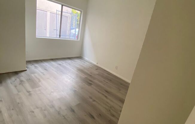 635 San Vicente Properties, LLC