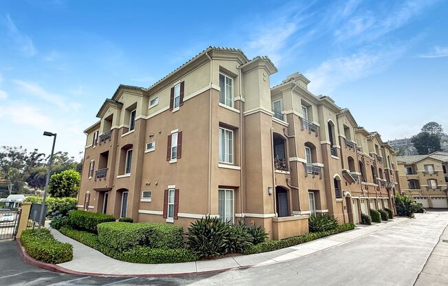 Beautiful 1B/1BA Apartment in Scripps Ranch Available for Rent!
