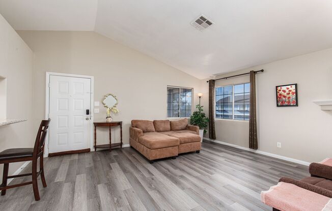 2nd floor unit in gated community with pool/spa/tennis