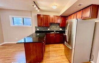 3 beds, 2 baths, 1,300 sqft, $1,699, Unit G