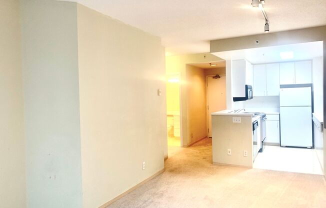 1 bed, 1 bath, $2,850