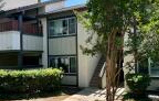 Discover this beautifully maintained 1-bedroom, 1-bath condo located in the heart of Thousand Oaks