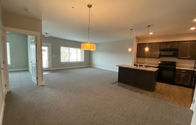 2 beds, 2 baths, 1,163 sqft, $2,068, Unit 2201-101