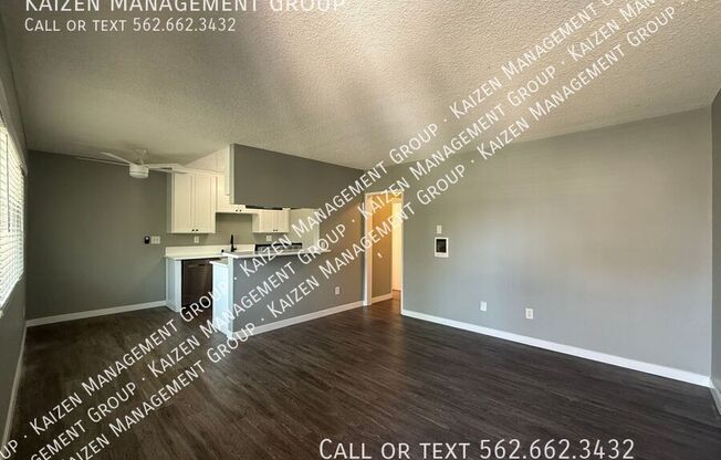 1090 WALNUT AVE
