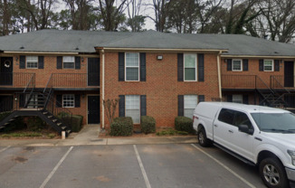 Prime Athens Location – 2BR Near UGA