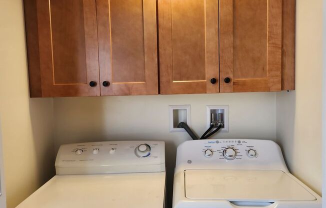 3 beds, 2 baths, 1,696 sqft, $2,055, Unit WI150G4