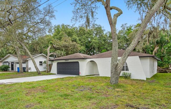 5307 ROBERTA LN