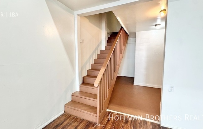 1688 W ADAMS BLVD