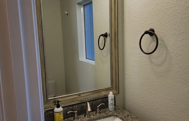 2 beds, 2.5 baths, $2,450, Unit Unit 1105