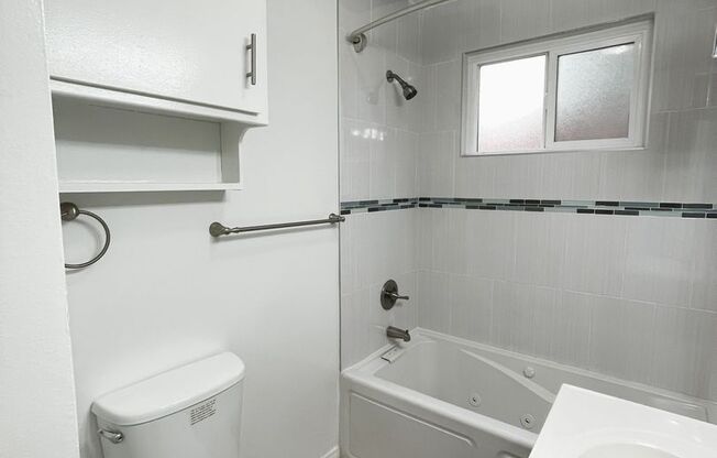 1 bed, 1 bath, $2,325, Unit 129#06